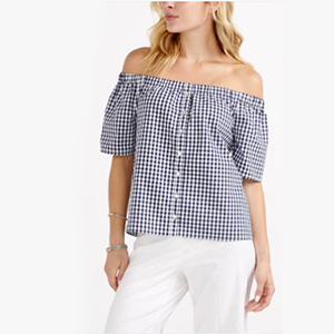Shop Reitmans this summer! From cute off the shoulder tops and the hottest trends with Rakuten Canada